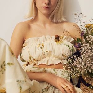 New Beautiful two piece top and bottom